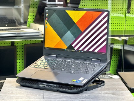 Lenovo LOQ 15IRH8 2